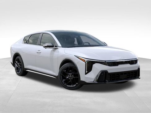 New 2026 Kia K4 GT-Line Turbo FWD image 8