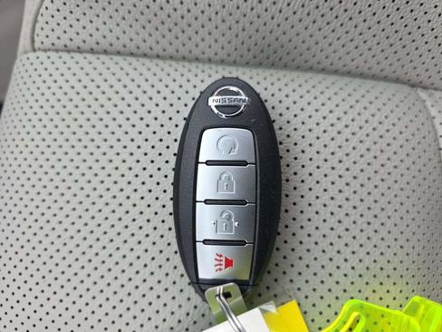 Used 2022 Nissan Rogue Sport SL AWD/4WD image 10
