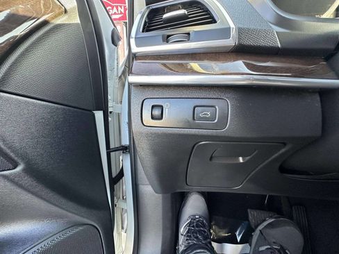 Used 2019 Volvo XC90 T6 Momentum w/ Advanced Package image 25