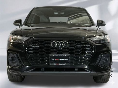 Used 2023 Audi Q5 2.0T Prestige w/ Prestige Package image 24