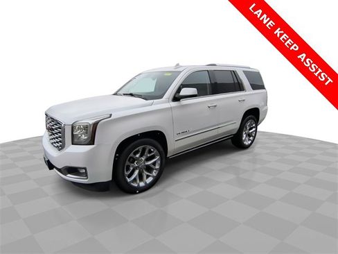 Used 2020 GMC Yukon Denali w/ Denali Premium Package image 4