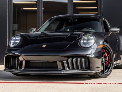 Certified 2026 Porsche 911 Carrera 4 GTS AWD/4WD image 7