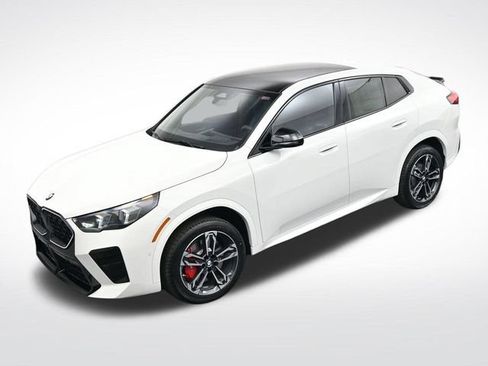 New 2026 BMW X2 xDrive28i w/ Technology Package AWD/4WD image 29
