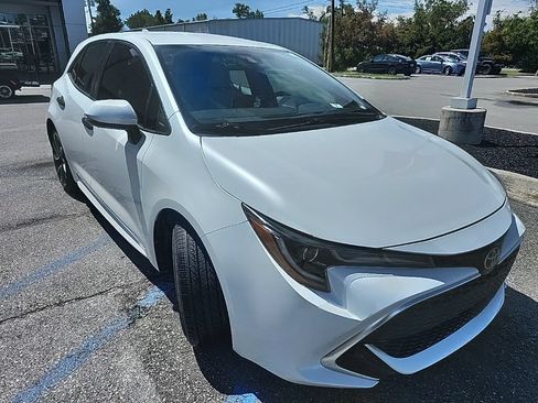 Used 2021 Toyota Corolla XSE FWD image 18