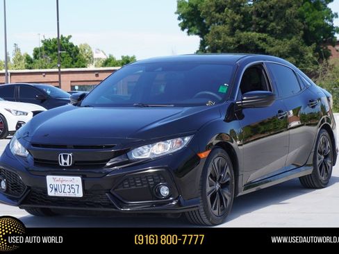 Used 2019 Honda Civic EX image 1