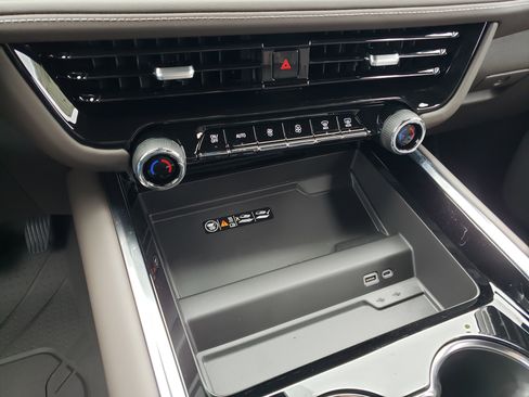 New 2026 Chevrolet Tahoe LT w/ Comfort Package image 25