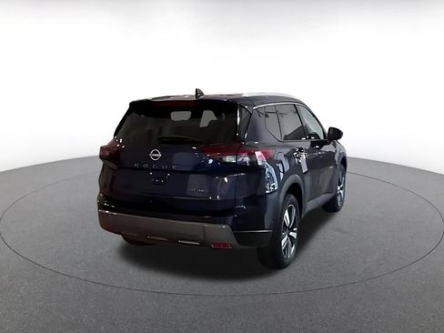 Used 2026 Nissan Rogue SL AWD/4WD image 11