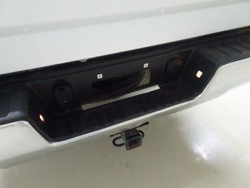 Used 2018 GMC Sierra 1500 2WD Regular Cab image 11