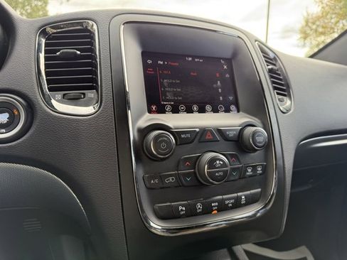 Used 2019 Dodge Durango GT image 27