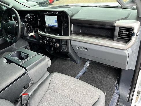 Used 2024 Ford F250 XL w/ STX Appearance Package AWD/4WD image 18