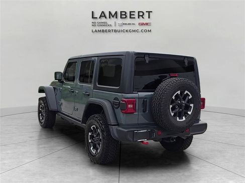 Used 2026 Jeep Wrangler Unlimited Rubicon AWD/4WD image 3