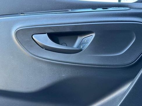 Used 2019 Mercedes-Benz Sprinter 144 image 11