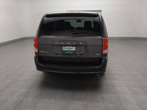 Used 2019 Dodge Grand Caravan SXT w/ Blacktop Package FWD image 7