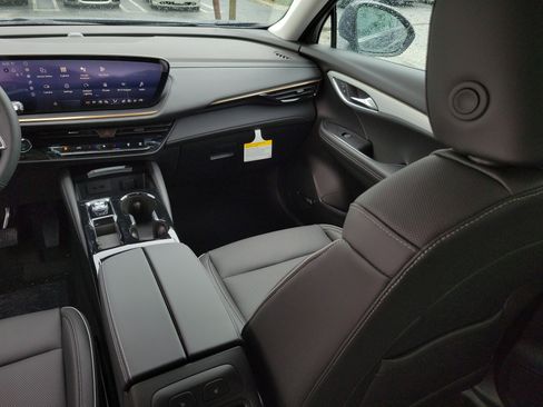 New 2026 Buick Envision Avenir image 17