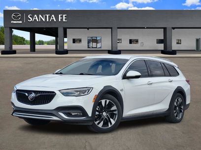Used 2019 Buick Regal Essence w/ Driver Confidence Package I