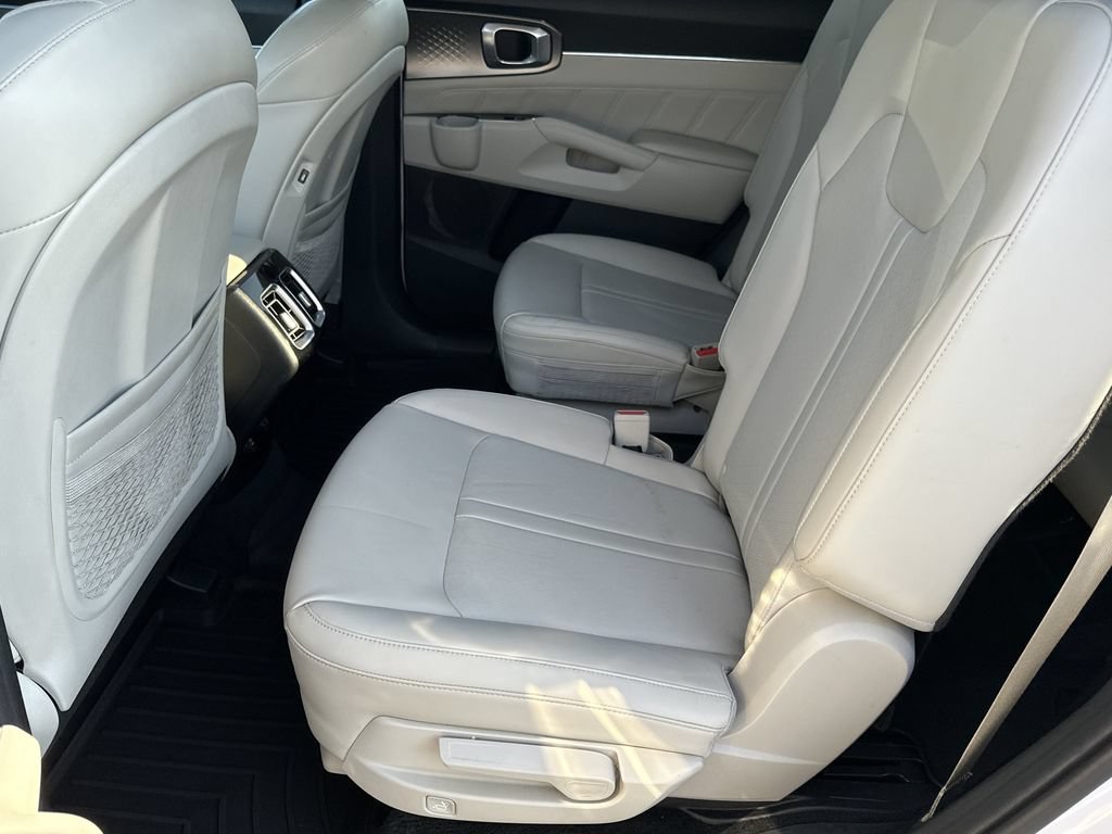 Used 2022 Kia Sorento SX AWD/4WD image 15