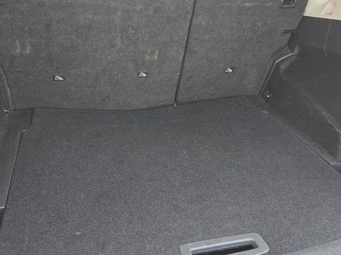 Used 2025 Nissan Rogue SV FWD image 20