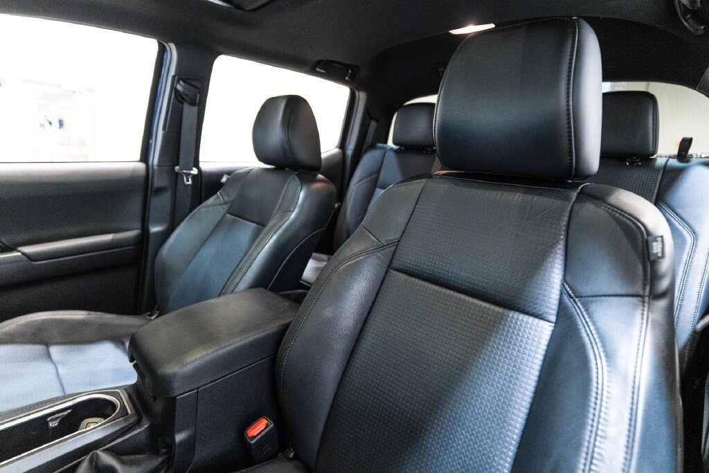 Certified 2023 Toyota Tacoma TRD Off-Road w/ TRD Premium Off Road Package AWD/4WD image 6