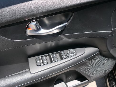 Used 2024 Kia Forte GT-Line FWD image 12