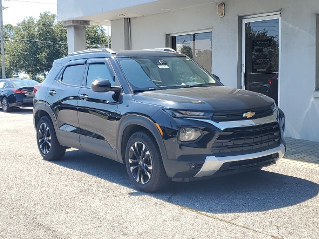 Used 2022 Chevrolet TrailBlazer LT w/ Convenience Package FWD image 33
