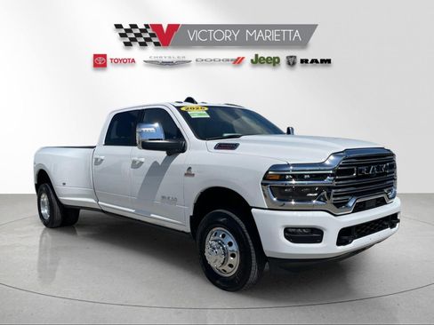 New 2026 RAM 3500 Laramie AWD/4WD image 7