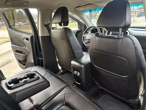 Used 2018 Chevrolet Colorado ZR2 image 16