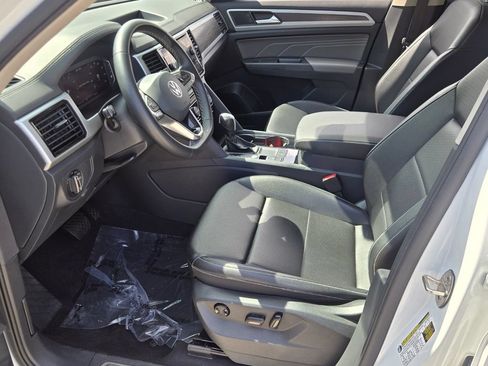 Used 2023 Volkswagen Atlas SE FWD image 10