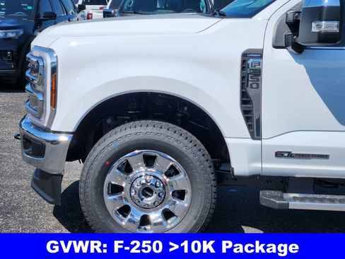 New 2026 Ford F250 Lariat w/ Chrome Package AWD/4WD image 9