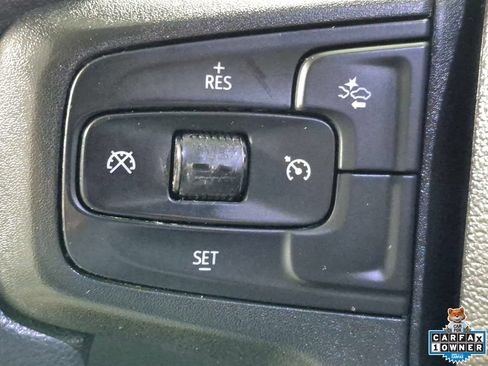 Used 2023 Chevrolet Silverado 1500 Custom AWD/4WD image 12