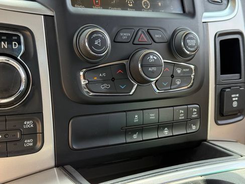 Used 2017 RAM 1500 Big Horn AWD/4WD image 21