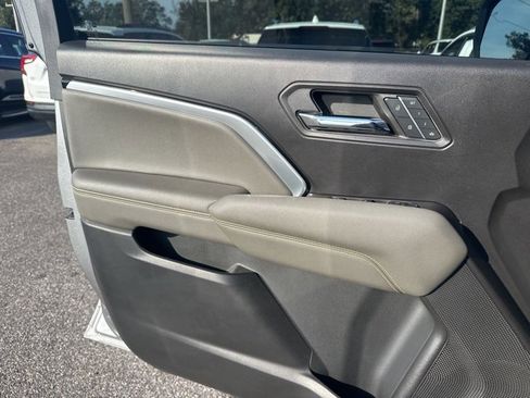 Used 2023 Chevrolet Colorado ZR2 w/ ZR2 Convenience Package III image 8