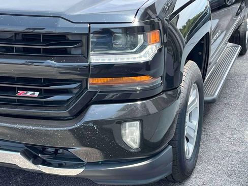 Certified 2018 Chevrolet Silverado 1500 LT w/ All Star Edition AWD/4WD image 9