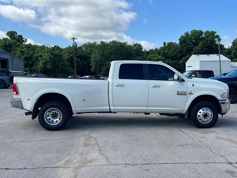 Used 2016 RAM 3500 Laramie AWD/4WD image 8