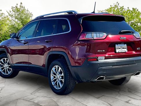 Used 2019 Jeep Cherokee Latitude Plus w/ Cold Weather Group image 2
