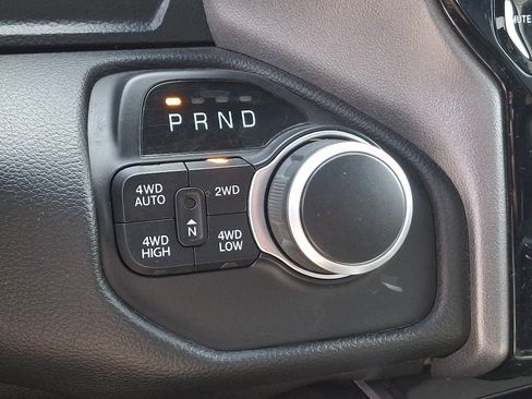 Used 2021 RAM 1500 Big Horn AWD/4WD image 13
