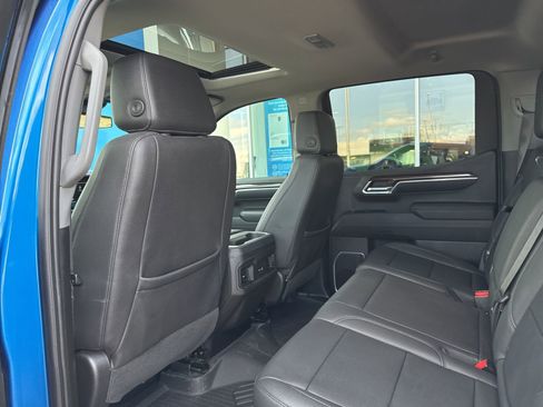 Used 2023 Chevrolet Silverado 1500 RST w/ RST All Star Premium Package AWD/4WD image 15