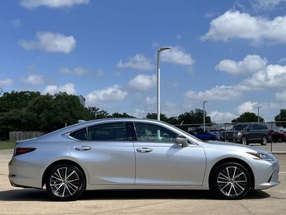 Used 2024 Lexus ES 350 w/ Premium Package
