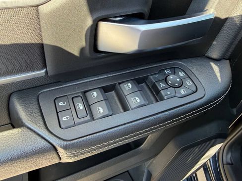 Used 2026 RAM 2500 Big Horn AWD/4WD image 18