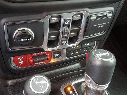 Used 2019 Jeep Wrangler Unlimited Rubicon AWD/4WD image 15