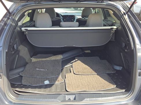 Used 2023 Subaru Outback Premium AWD/4WD image 14