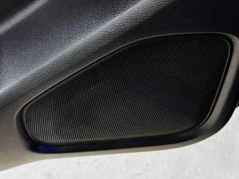 Used 2022 Nissan Frontier SV image 21