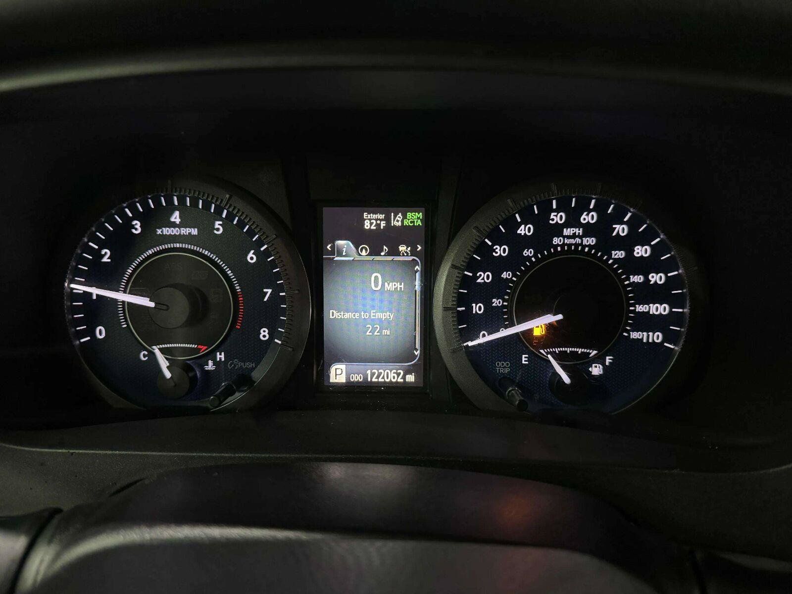Used 2020 Toyota Sienna XLE Premium FWD image 31