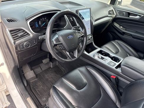 Used 2021 Ford Edge Titanium w/ Class II Trailer Tow Package image 17