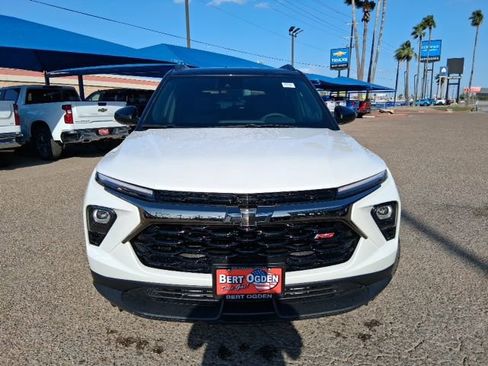 New 2026 Chevrolet TrailBlazer RS w/ Driver Confidence Package FWD image 2