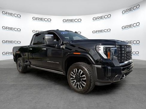 Used 2024 GMC Sierra 2500 Denali Ultimate AWD/4WD image 1