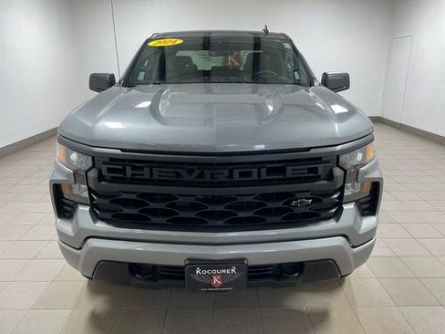 Used 2024 Chevrolet Silverado 1500 Custom AWD/4WD image 2