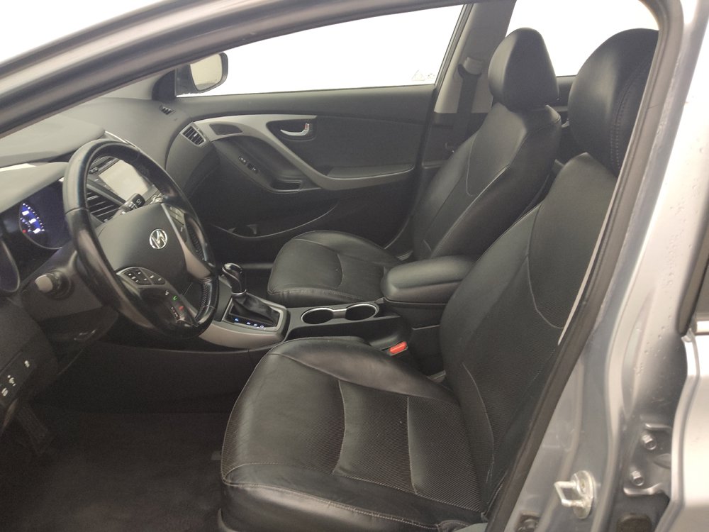 Used 2015 Hyundai Elantra Limited w/ Option Group 05 FWD image 17