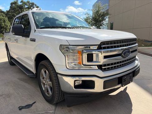 Used 2018 Ford F150 XLT w/ Equipment Group 302A Luxury RWD image 4