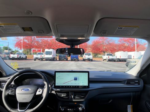 New 2026 Ford Escape Active w/ Tech Pack #1 AWD/4WD image 18