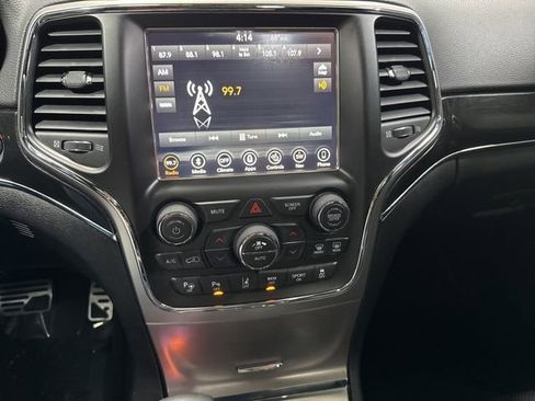 Used 2018 Jeep Grand Cherokee Trailhawk w/ Trailhawk Luxury Group AWD/4WD image 20